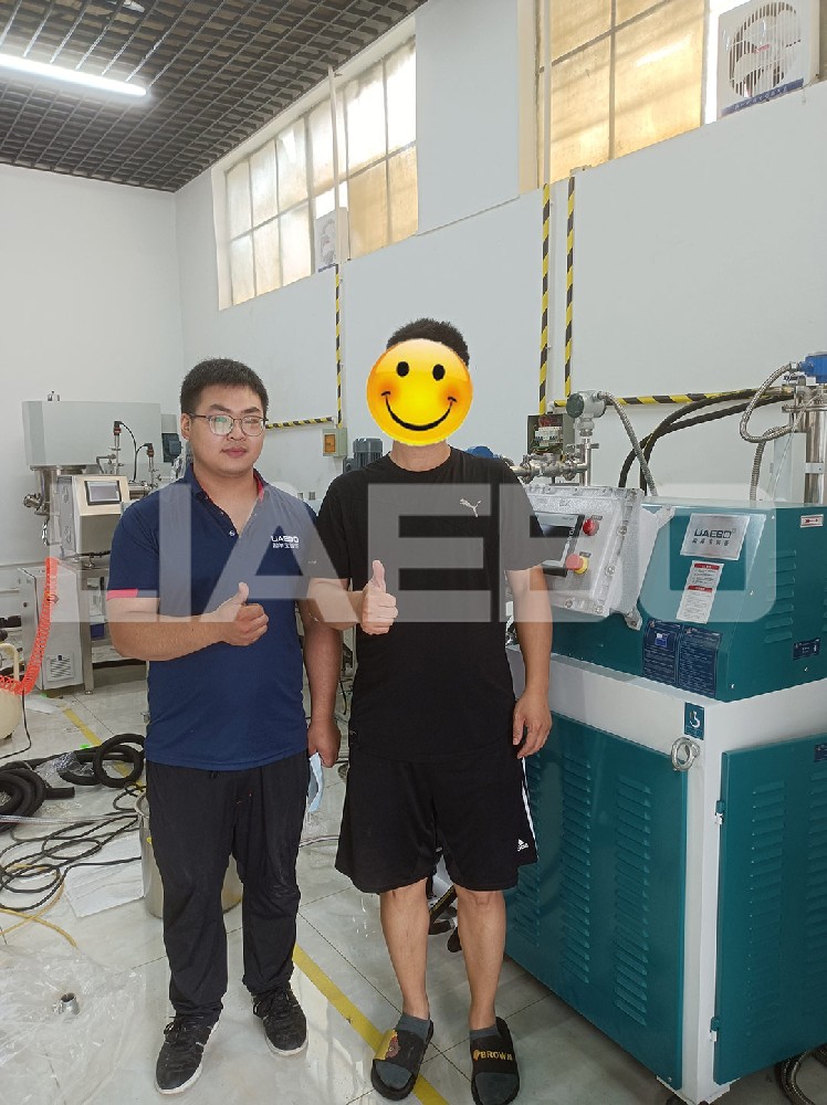 河北某鋰電池磷酸鐵鋰中試項目25L砂磨機(jī)調(diào)試成功